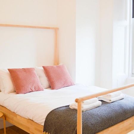 Modern 1 Bedroom Flat In The Heart Of Εδιμβούργο Εξωτερικό φωτογραφία